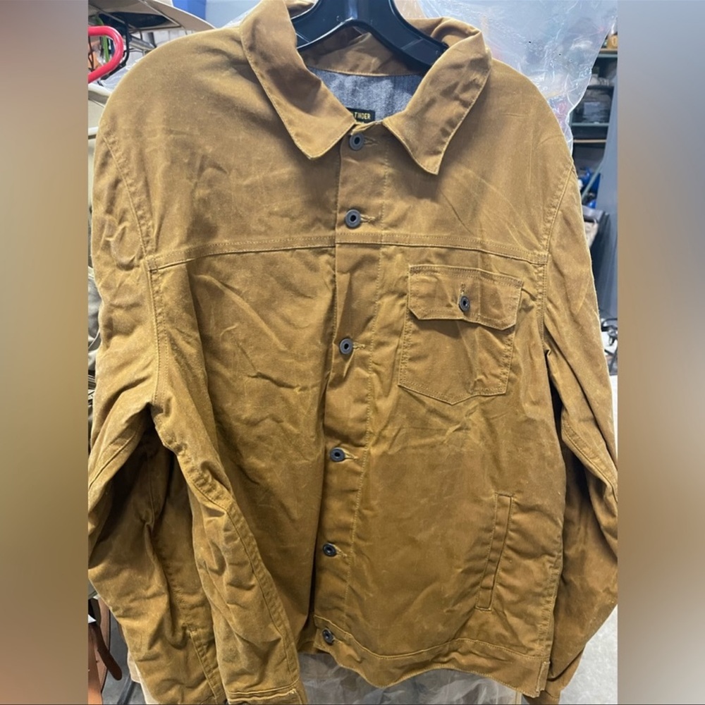 Flint and tinder waxed lightweight jacket size Xl